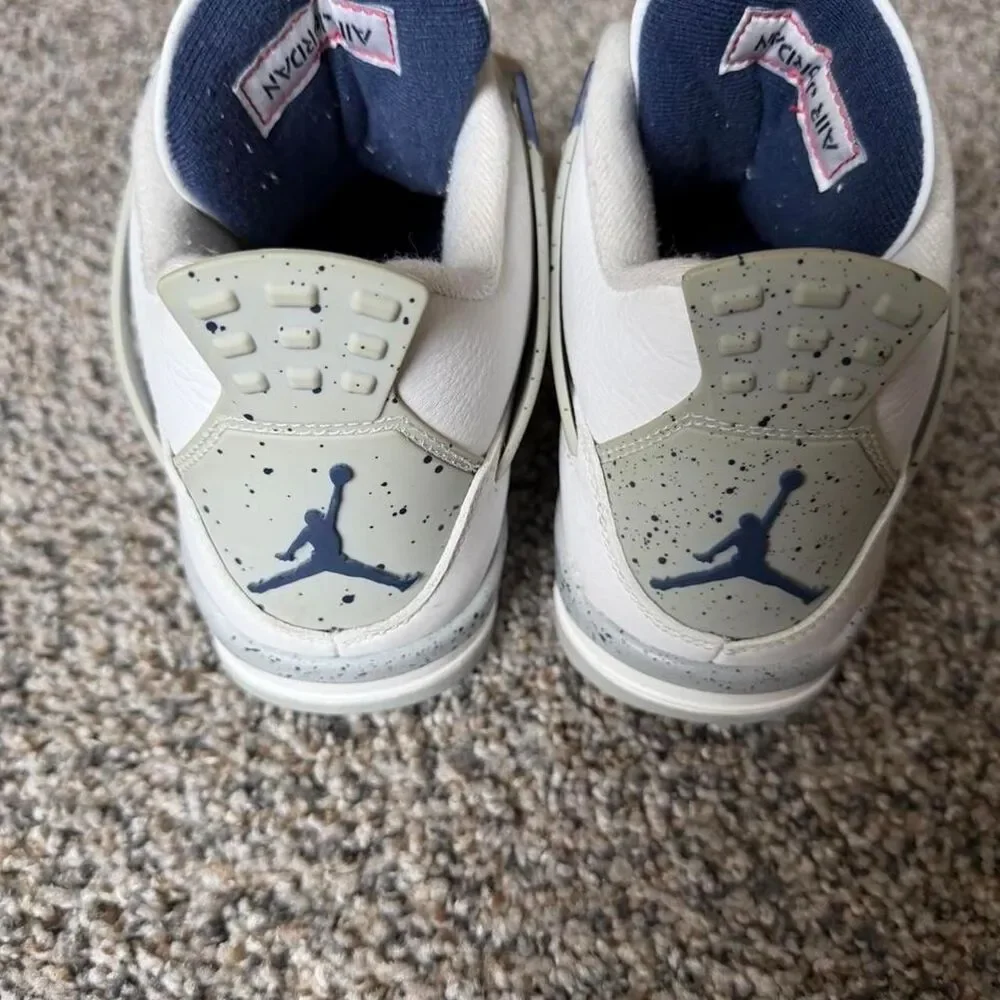 Jordan Men's White and Cream Trainers